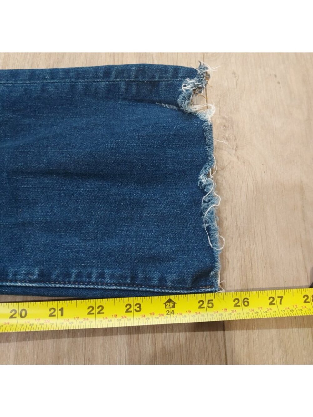 Loft Outlet Petite Jeans Raw Hem Ankle Pants - Picture 8 of 14